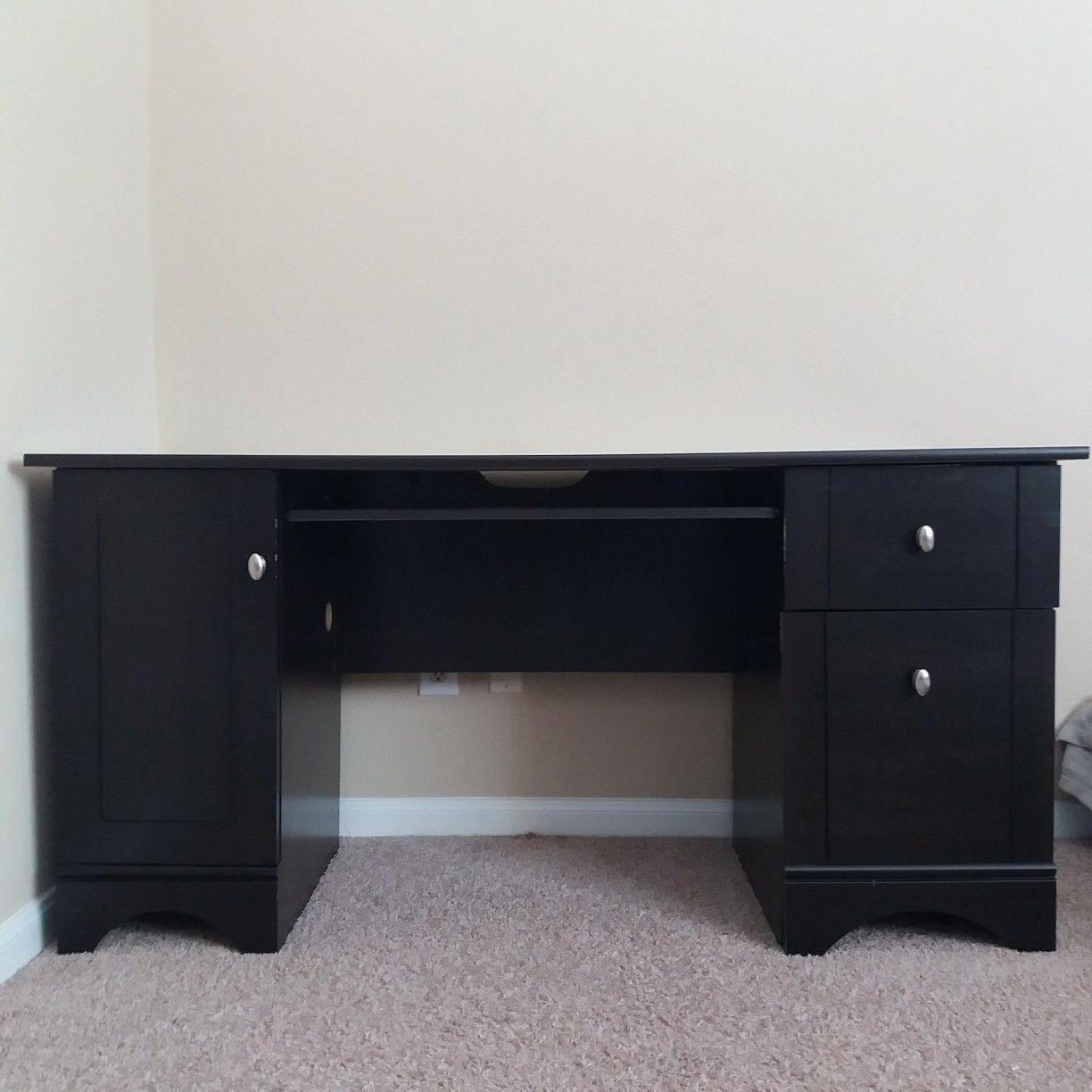 Office Depot Computer Desk for Sale in Houston, TX OfferUp