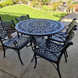 Wrought Iron Outdoor Dining Set 