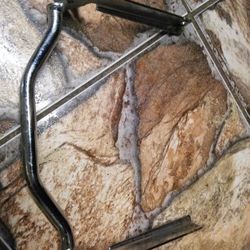 Motorcycle passing lamp bracket