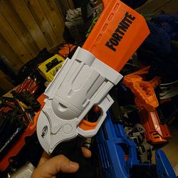 Nerf Fortnite SR Blaster