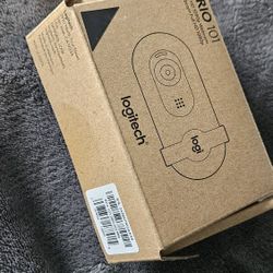 Logitech - Brio 101 Full HD Webcam