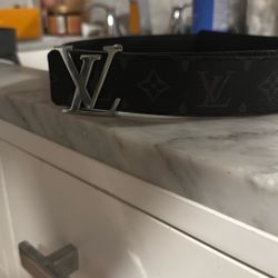 Louis Vuitton Reversible Belt