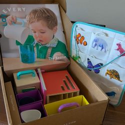 Lovevery Realist Kit (20 & 21 Months)