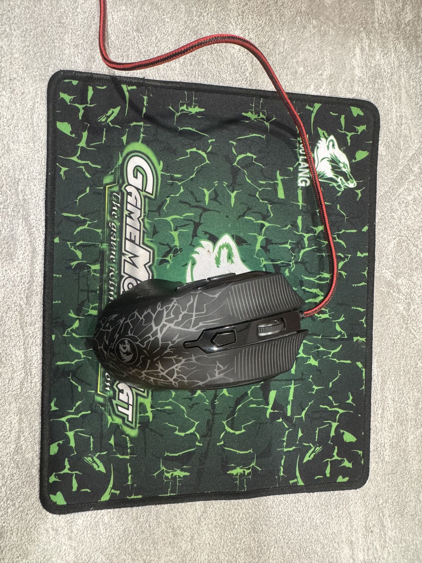 Multicolor computer/lap-top/gaming mouse and a mouse pad