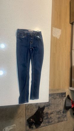Blue size 18 reg Levi skinny jeans