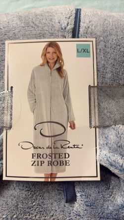 NWT Oscar De La Renta Women’s Frosted Zip Robe Size L/XL