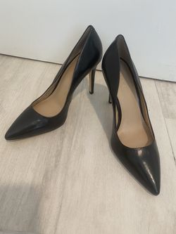 Saks Fifth Avenue Black Heels