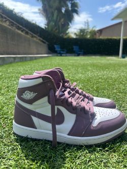 Jordan 1’s Muave