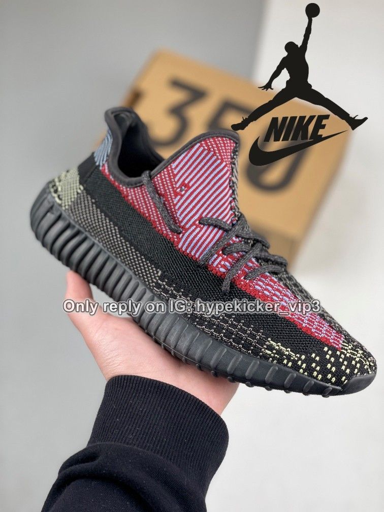 Yeezy boost 35 black and deals pink