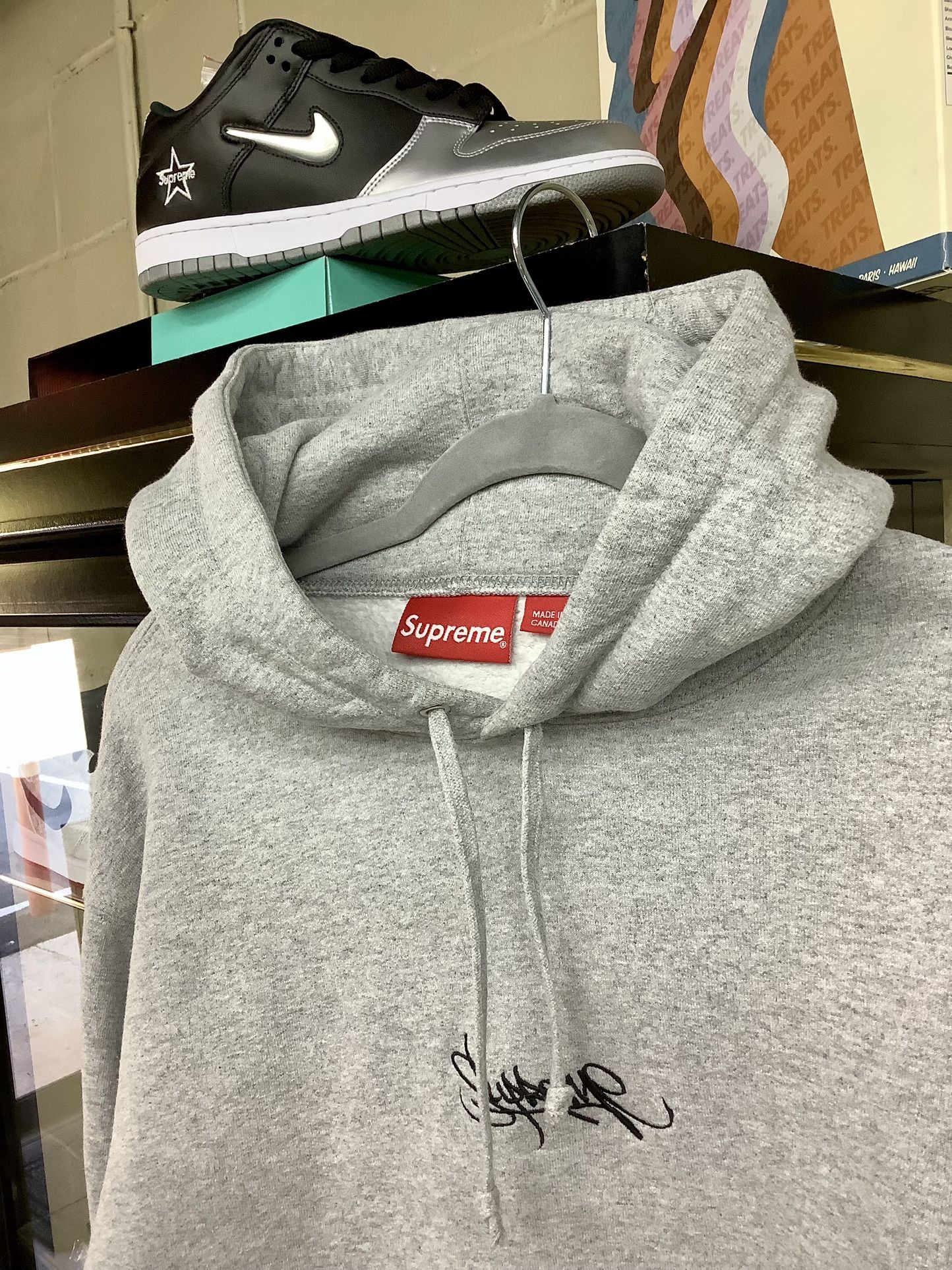 Supreme Tag Logo Grey Hoodie Large Authentic 
