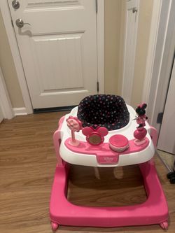 Walker mini mouse