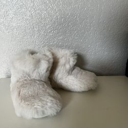Faux Fur Kids Boot (Beige)