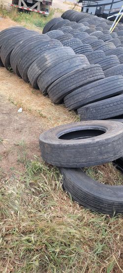 Semi Tire 295 75 22.5 
