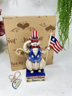 J9 Jim Shore Heartwood Creek – “Stars and Stripes Forever” Patriotic Cat – 6.75” – With Box & Tag