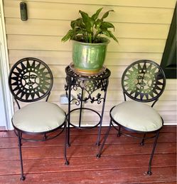 Fully Restored Pair of Vintage Post Modern Arthur Umanoff Sun Face Chairs