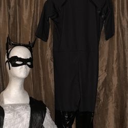 Cat woman Halloween costume Size Large 