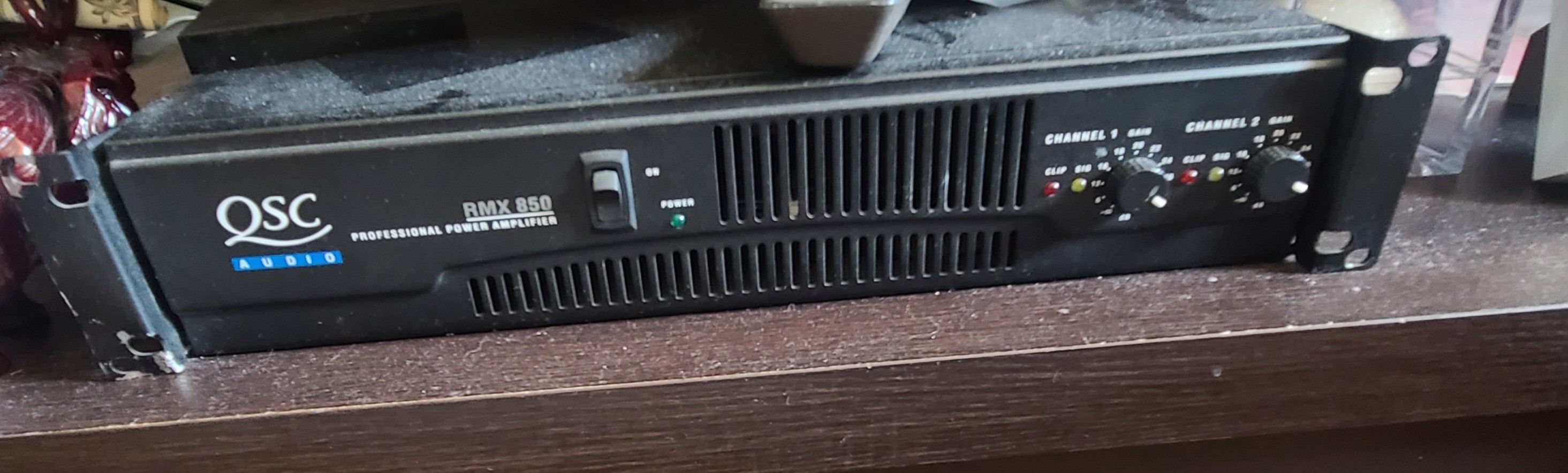 QSC amplifier