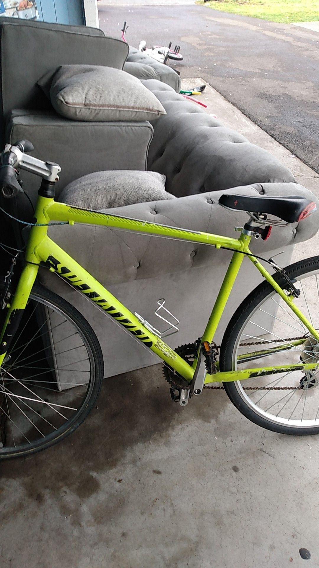 Neon green specialized men's mountain bike.