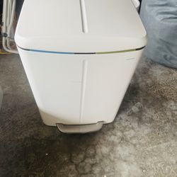 Trash Can