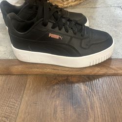 7/ 1/2 puma Shoes 