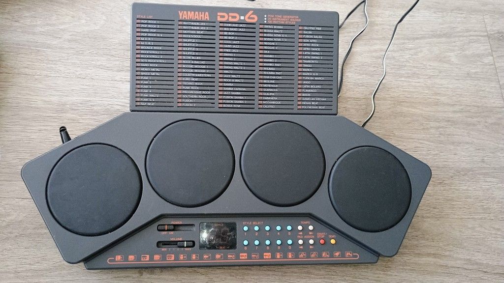Yamaha Electric Drum Set