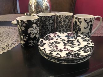 Mugs with matching plates