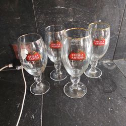 STELLA BEER GLASSES (4)
