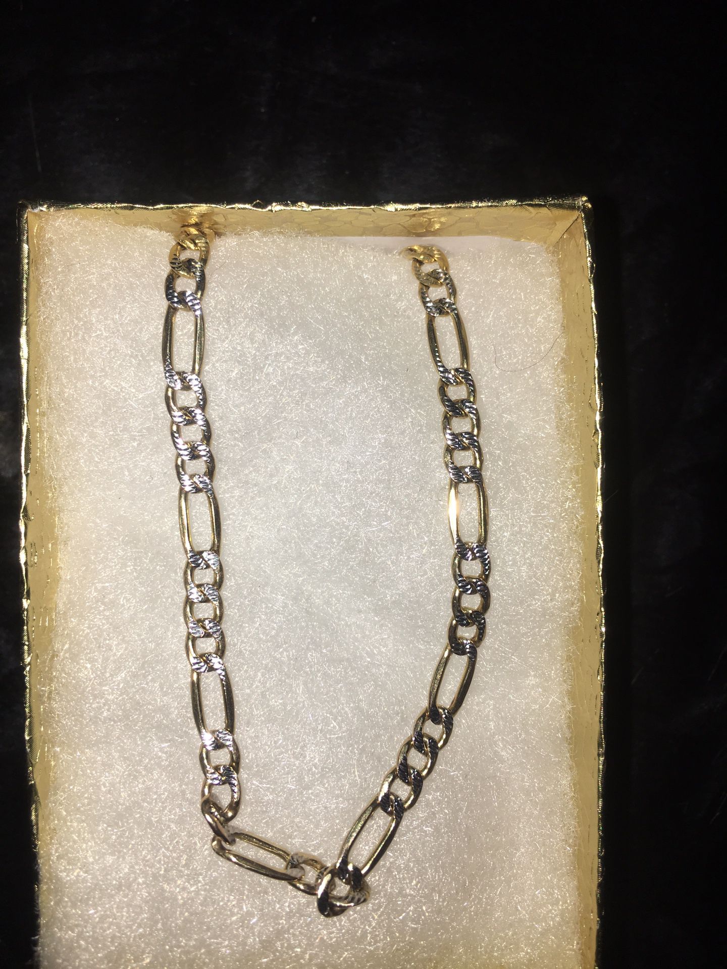 10k solid gold two tone Figaro style chain 20” 4.7mm