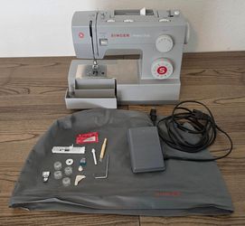 Singer Heavy Duty sewing machine