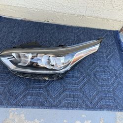 Kia Forte Headlight 2019-2021, Kia Forte Headlamp, OEM ORIGINAL KIA PART, Driver Side Front Light 