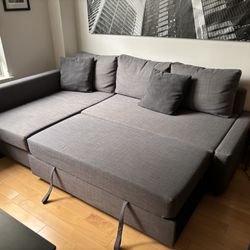 3 Seat Sofa with Pull Out Couch 