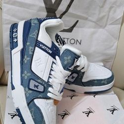 LV Trainers Shoes 
