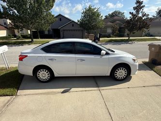 2019 Nissan Sentra SV White 4-Door Sedan