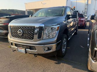 2018 Nissan TITAN XD