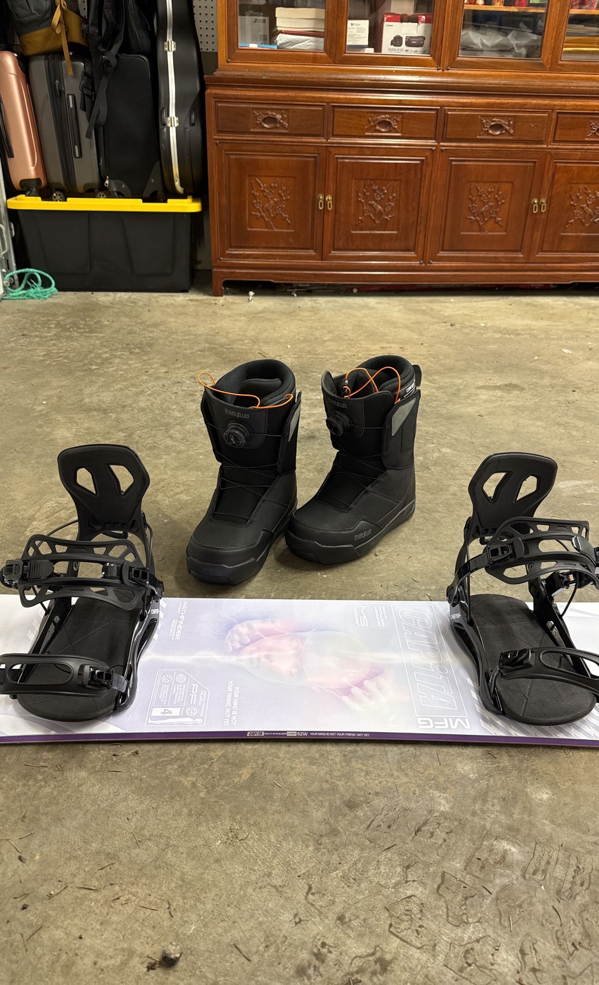 Snowboard Set - Capita Pathfinder, GNU Bindings, Shifty BOA Boots (Size 12) - Barely Used