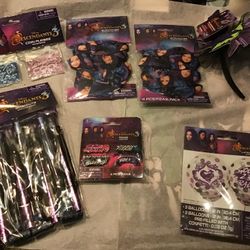 Disney Descendants 3 Birthday Party Party Supplies Bundle -NEW