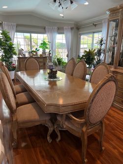 AICO Michael Amini Dining Table + 8 Chairs & Extensions
