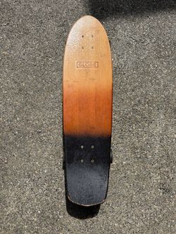 Globe cruising long board
