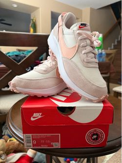 WMNS NIKE WAFFLE DEBUT 9w