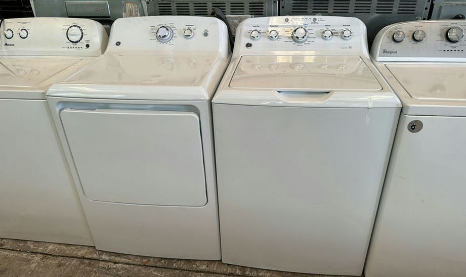 GE Basic Washer Dryer Set – Top Load Agitator