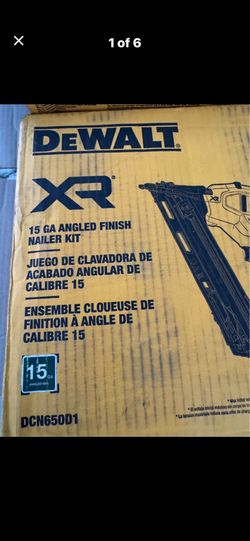 20V MAX XR Lithium-lon Cordless 15- Gauge Angled Finisk Nailer (Tool Only)