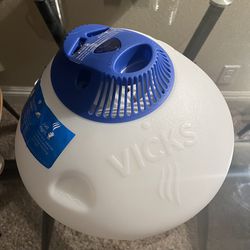 Vicks Humidifier 