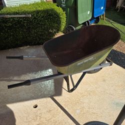 TrueTemper Deep Bucket Metal Wheelbarrow Never Flat Tire