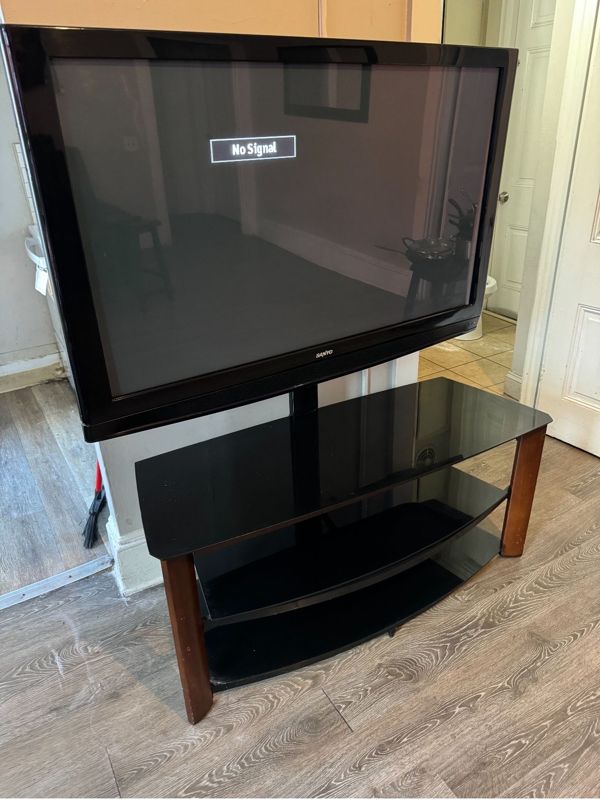 Selling For A Friend $50 or Best Offer