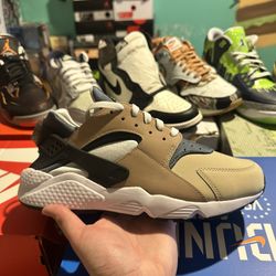 Ds Nike  Air Huarache Sz 10.5 
