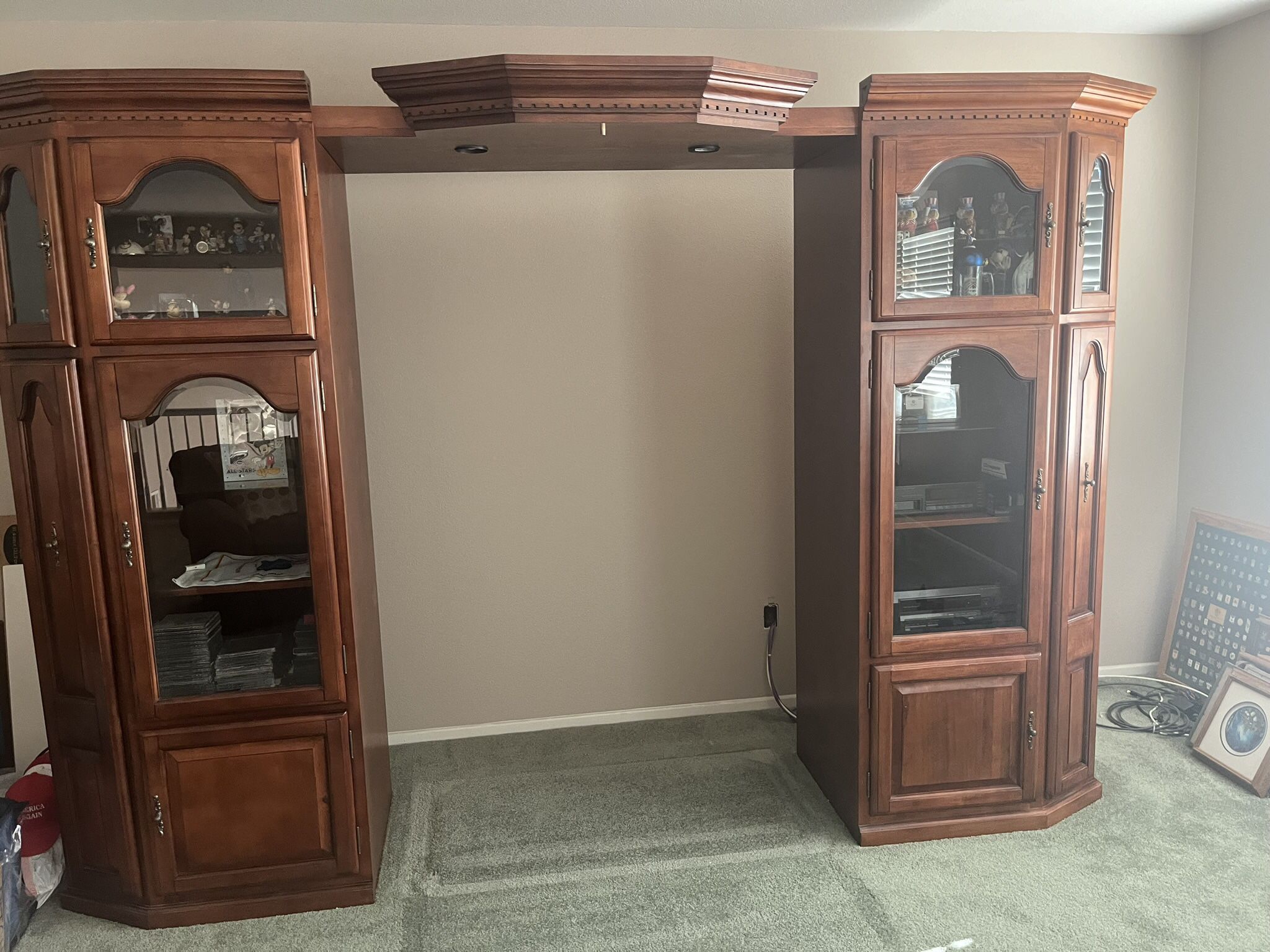 Entertainment Center  3 Piece  Set…  2 Shelves Are In Boxes New To be placed In Middle Of Console 