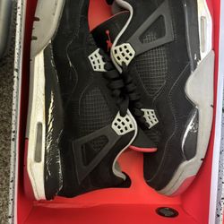 Air Jordan 4 Retro