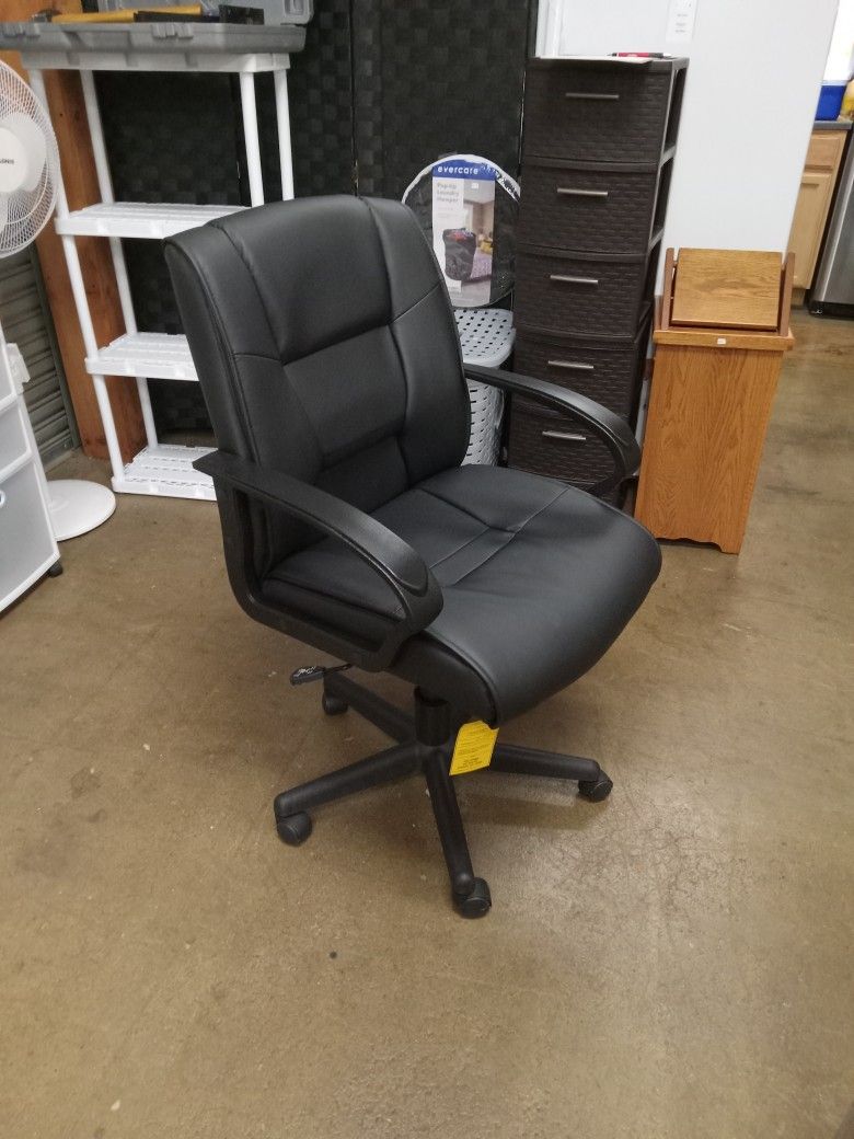 Rolling Office Desk Chair