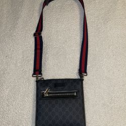 Gucci Small Messenger Bag