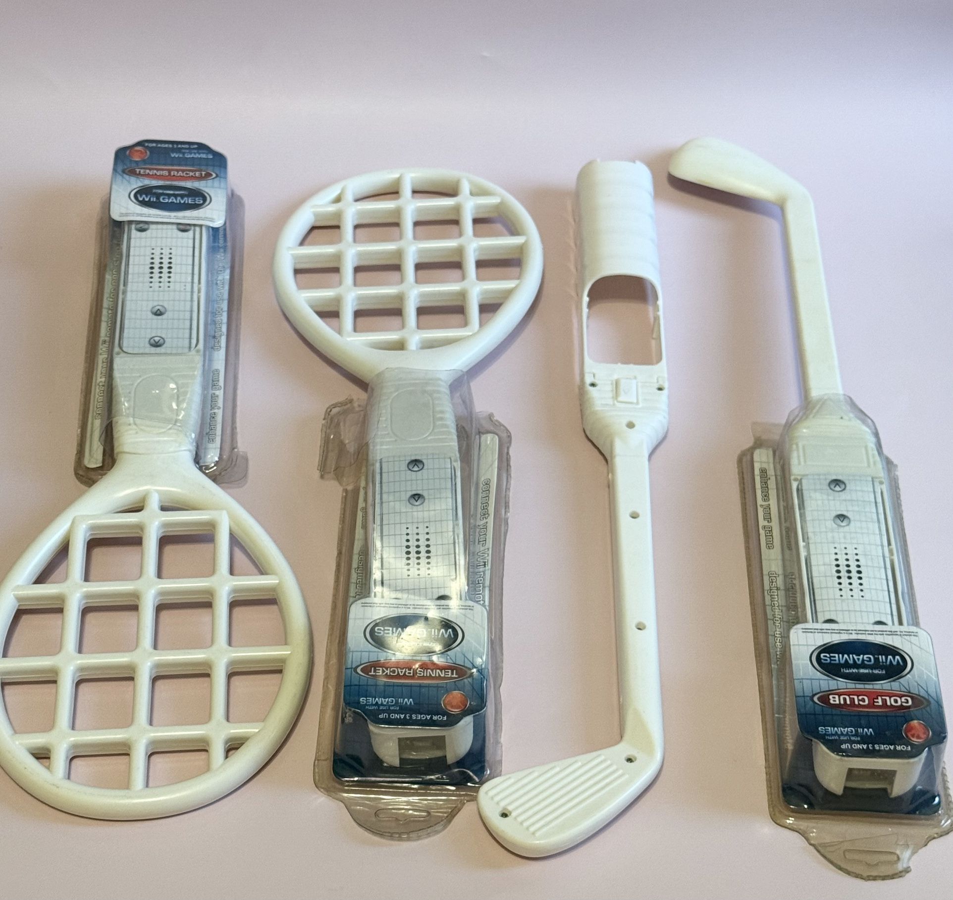 Set Of 4 Wii Sports Accessories. Golf Club + Tennis Rackets